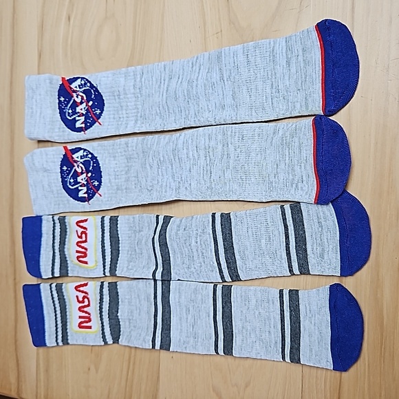 NASA SOCKS 2 pair - Picture 1 of 7